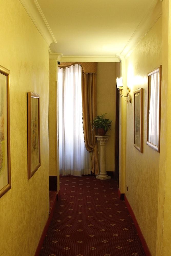 Hotel Sistina Рим Екстер'єр фото