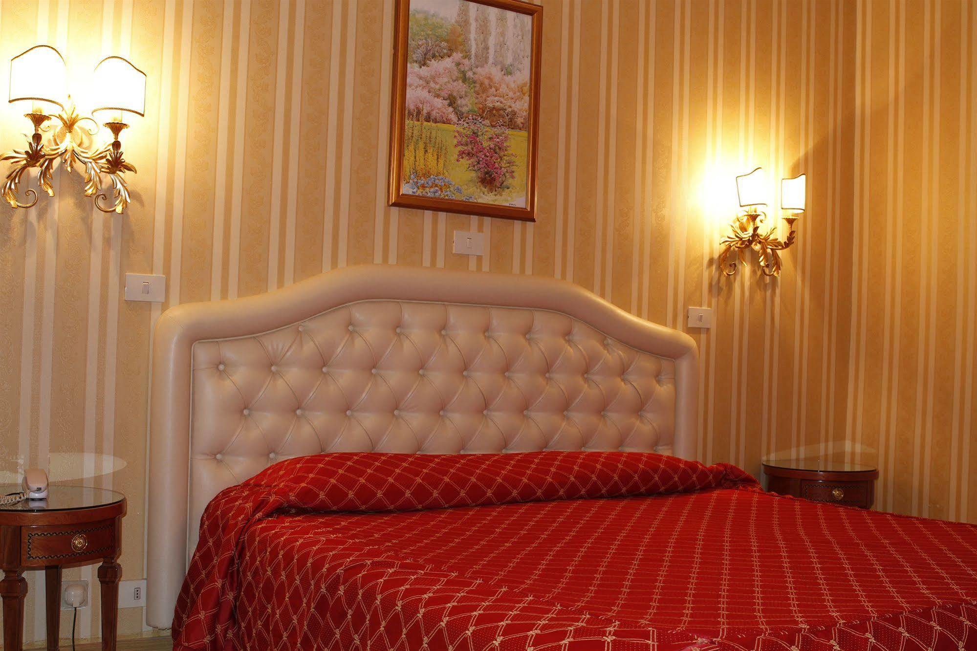 Hotel Sistina Рим Екстер'єр фото
