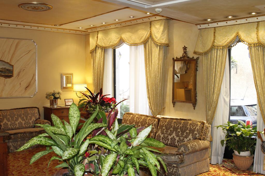 Hotel Sistina Рим Екстер'єр фото
